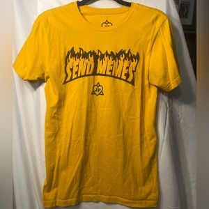 Jessie paege hot topic yellow send meme merch